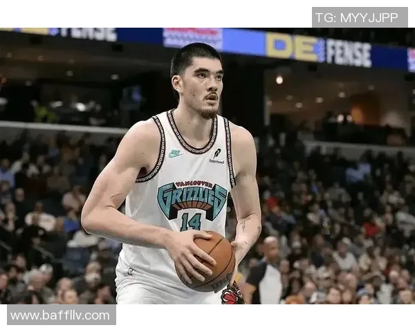 黄蜂主帅宣布退役球星将加盟教练组，球队备战新赛季备受期待